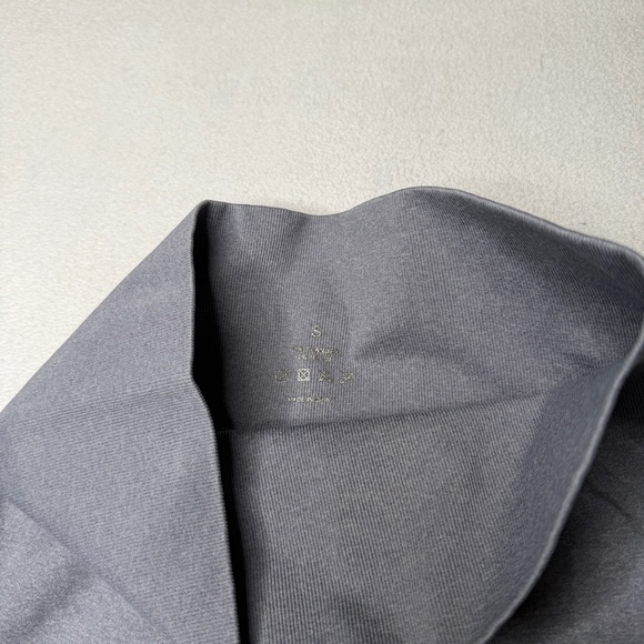 NVGTN Grey Mid Rise Contour Seamless Leggings - Picture 13 of 13